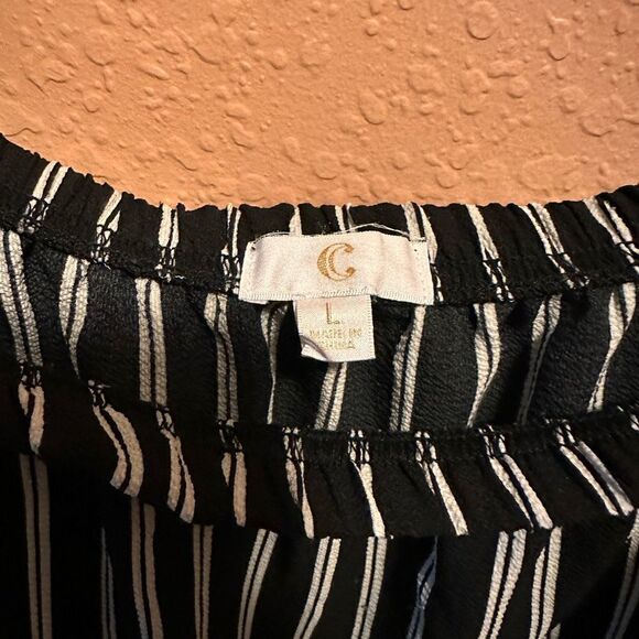 Charming Charlie Black and white striped top - Picture 3 of 8